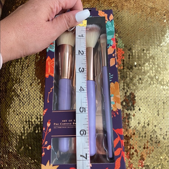 Beauty Muse Pro Set of 3 Pro Contour Brushes - Picture 7 of 9